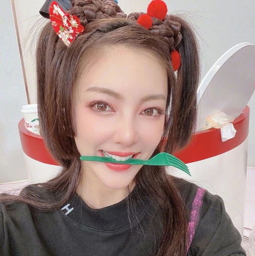 美人计姐姐们的表情管理是这样练出来的