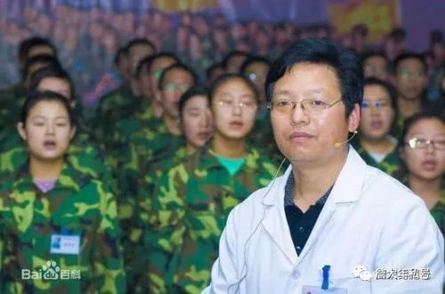 詹大年从杨永信的电击......到中学生的发型......再到......