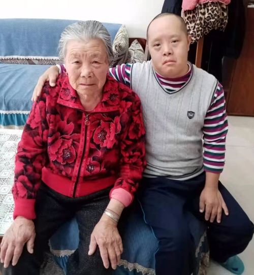曾经那个又聋又哑的唐宝宝,现在过得怎么样