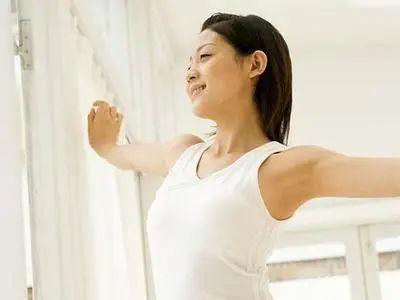 35岁女子查出乳腺癌,不吸烟不喝酒,医生惋惜一件事害的