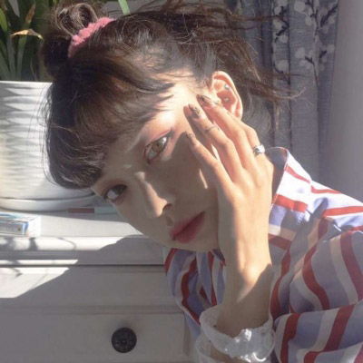 侧面头像女生唯美漂亮女生侧身头像高清图片