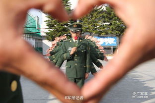 兵哥哥过情人节弹壳摆出心