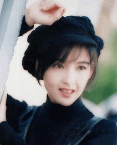 她曾是九十年代男士心中的女神,如今五十岁却依旧美得像个少女