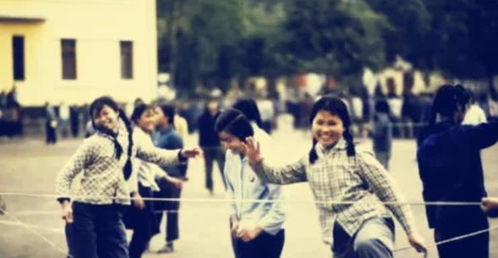 表情老照片被俘虏的德军小士兵表情纠结,图二乃是晚清绝世名伶表情