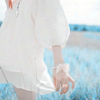 qq空间头像女生可爱多种风格意境女生头像天空再蓝还是延续悲伤