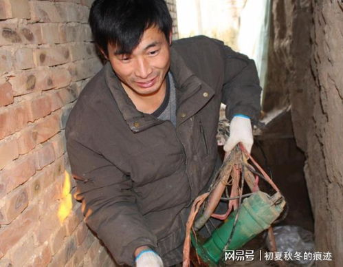 丈夫意外故去,老婆阻拦棺材不愿下葬,嘴里还大喊他还活着