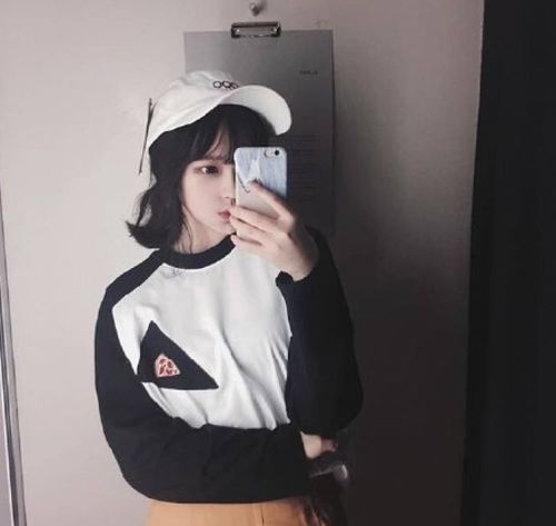 头像图片女生自拍