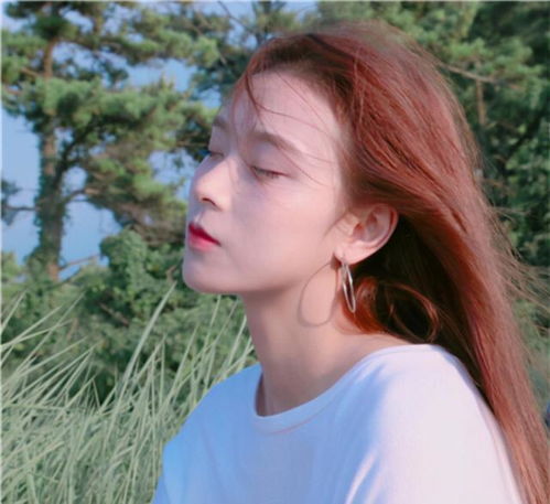 想让女人更爱你,这么做,比花钱有用