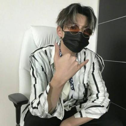 男生头像帅气冷酷霸气,懂沉默比冷酷更是让你捉摸不透