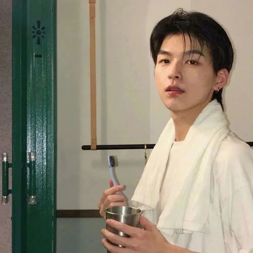 宝妈头像三十岁成熟少年