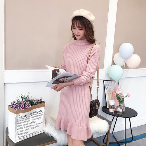 寒冷冬季试试这种减龄毛衣内搭,特别适合35岁以上的女人