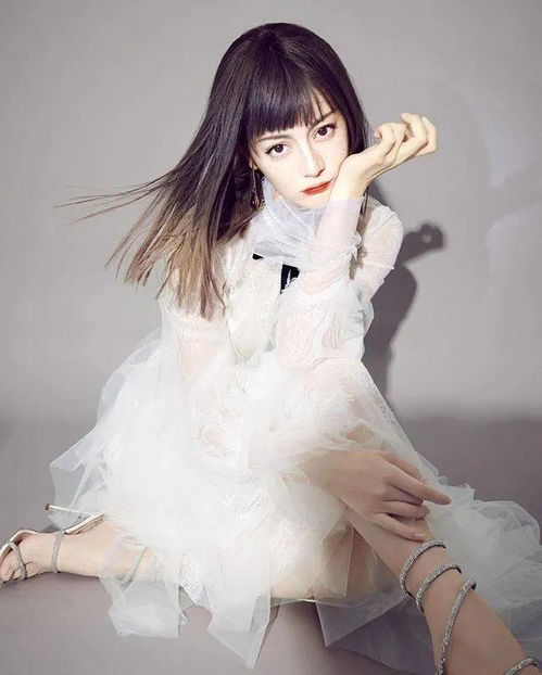 2020年夏季黑褐发色图鉴,迪丽热巴的裙摆染太美了