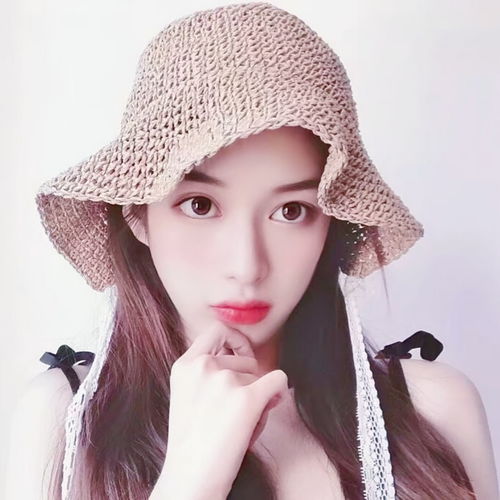 针织帽大眼靓妹子