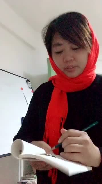 罚你嬉皮笑脸搞笑交钱