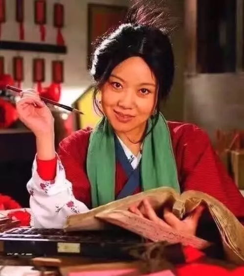 48岁闫妮逆天生长瘦成超模,岁月只对一种女人手软