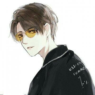 眼镜男头像卡通男生戴眼镜的微信头像图片