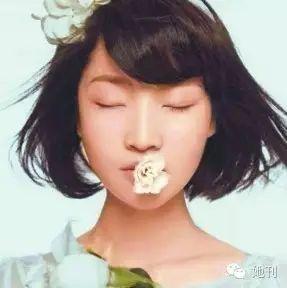 她说青春无悔,这个30岁消失在蓝天中的女飞行员,才是中国真正男子汉