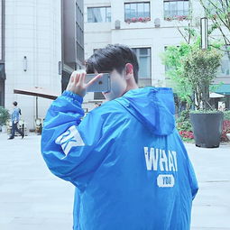 50岁男人背影头像爱你