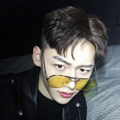 男士个性头像大叔40岁萝莉