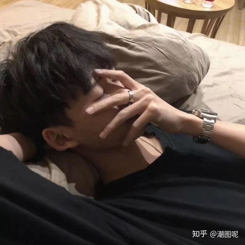 有没有看起来很丧但又不明显的的头像