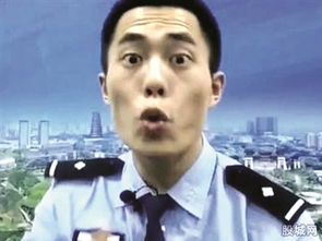 这警察也是蛮拼的