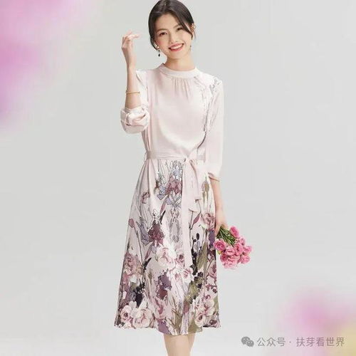 母亲节,送妈妈一条连衣裙,飘逸灵动又时尚高贵