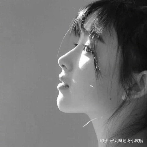 经常换微信头像的女生是什么心态