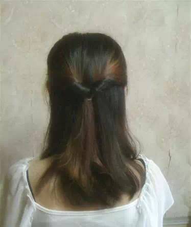 幼儿教师每天发型都一样绝不