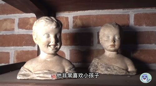 单身男人留下的房屋,屋内摆满女性照片,没有一个是他妻子
