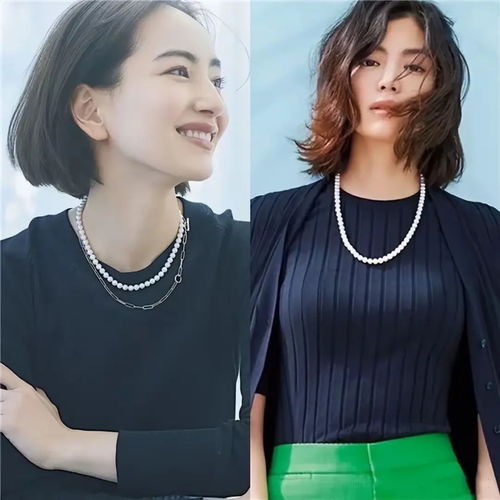 60岁的女人,正式场合打扮切记裙要长发不乱配饰要大气