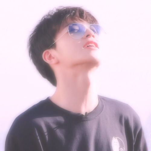 仰头向暖阳