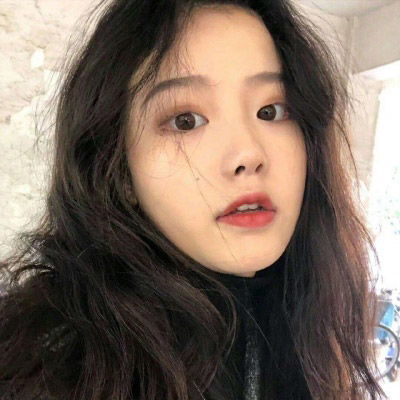 微信头像女生气质淡雅显成熟稳重
