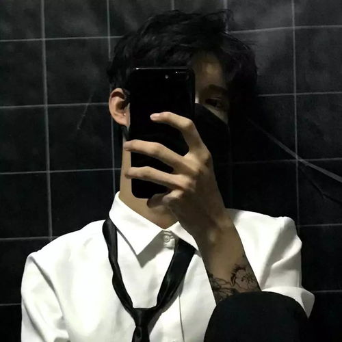 头像岁月是把杀猪刀可是他拿丑的人一点办法都没有