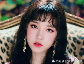 奔跑吧黄旭熙意外跪地,谁注意宋雨琦表情,网友暴露人品