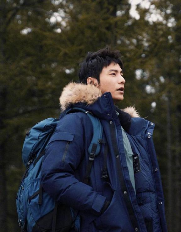 四十岁的男人要会打扮,少穿这4种爷爷装,显老廉价掉气质