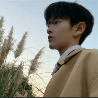 qq头像男生阳光帅气,不知不觉潮流变成了回忆