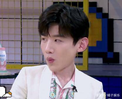 白敬亭搞笑表情包井柏然