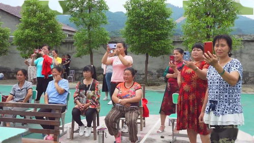 情暖童心,快乐六一长沙银行芷江支行志愿者慰问留守儿童