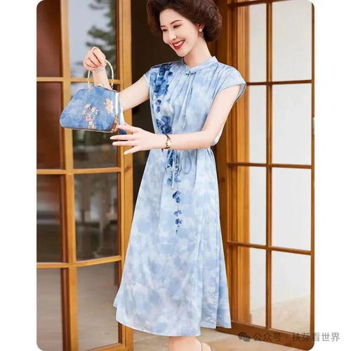 母亲节,送妈妈一条连衣裙,飘逸灵动又时尚高贵