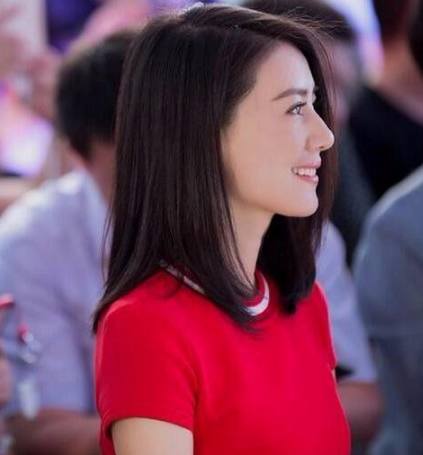 五位侧颜最美的女星,刘亦菲高圆圆赵丽颖杨幂娜扎,你最喜欢谁