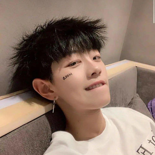 男生头像被喜欢没有什么了不起的
