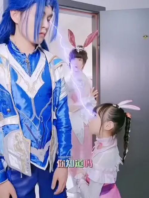 coser真人美女动漫cos美女coser燃向动漫cosplay