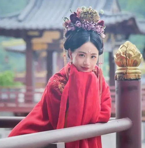 刘亦菲跟干爹复合郭碧婷曾轶可旧情于正为李梦洗白于适电影扑街了靠孩子营销的女演员