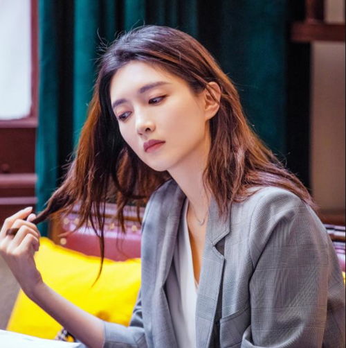 好看的女强人头像