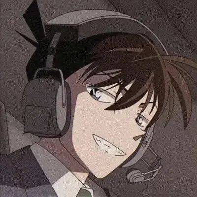 依稀记得去年是你扮圣诞老人送我礼物的吧