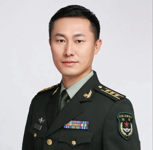 直播预告八一建军节,在军事故事中畅游军营