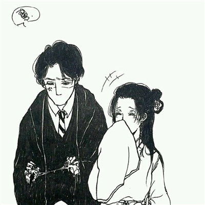 一组手绘动漫情侣头像