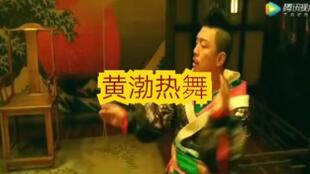 黄渤老师的舞蹈真是美,如果去参加舞林大会会不会夺冠
