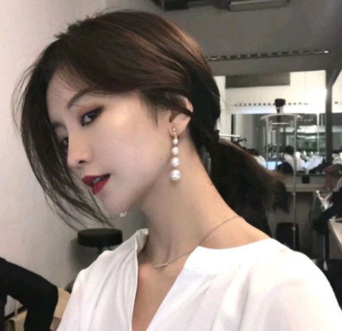 女生对你有感觉了会有这3种小暗示,直男别傻傻不懂