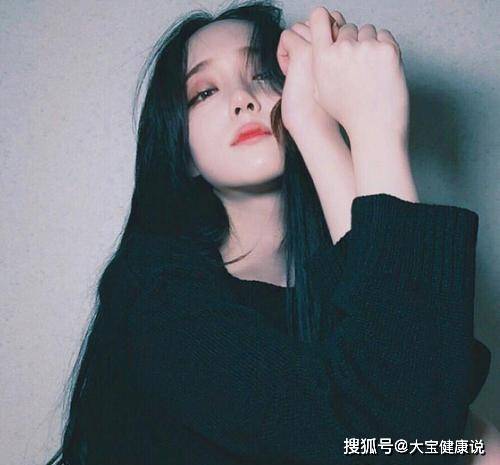搞笑段子下课铃声响了很长时间了,老师还在滔滔不绝的讲课